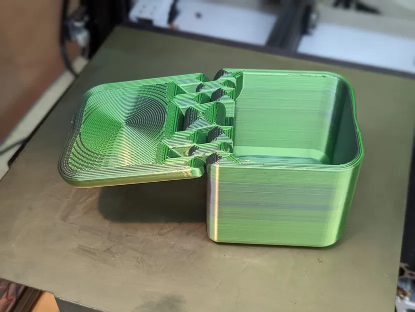 Hộp in tại chỗ với bản lề chống hình bình hành - Image 1