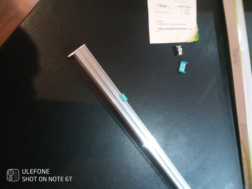 Kẹp gắn đèn LED dải 4ft chắc chắn hơn - Image 2