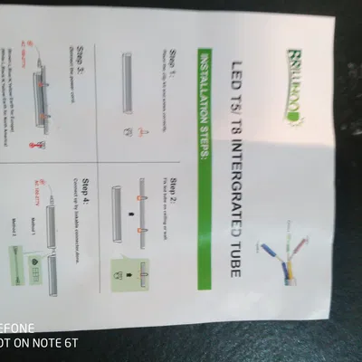 Kẹp gắn đèn LED dải 4ft chắc chắn hơn