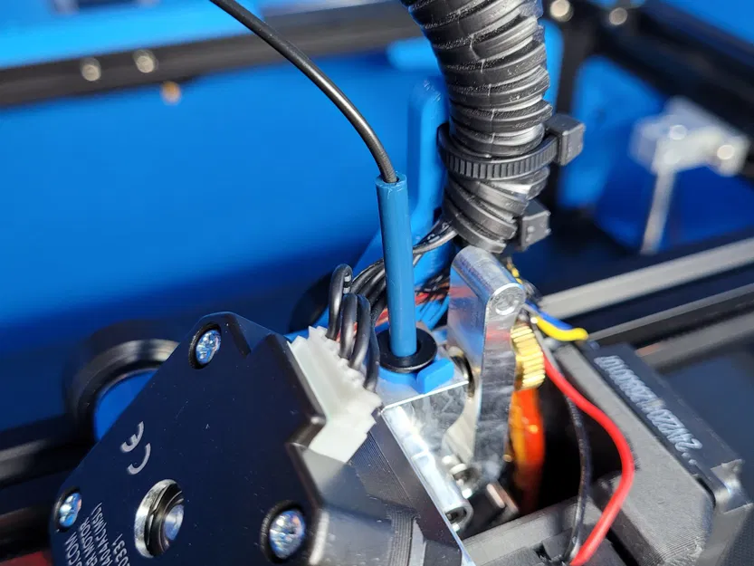 Giá đỡ dây cáp cho máy in Ender 5 Plus Micro Swiss NG - Image 2