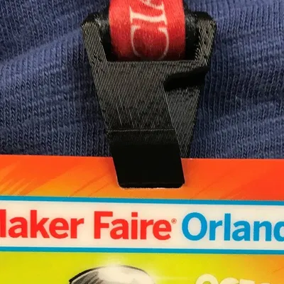 Kẹp nhựa cho dây đeo thẻ ID 20mm