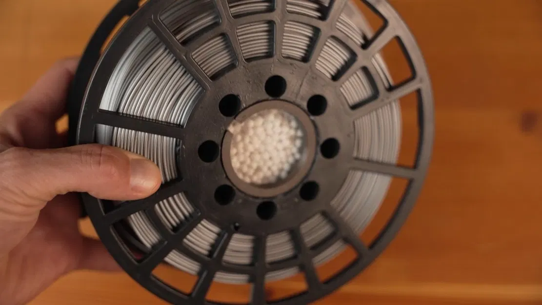 Kẹp giữ cho ống trong cuộn filament in 3D - Image 1