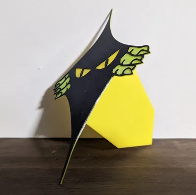 Đôi mắt rình rập đáng sợ cho giá sách của bạn