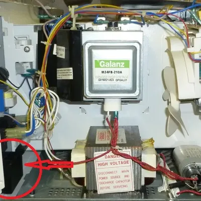 Nắp mở cửa cho lò vi sóng Medion MD 10940