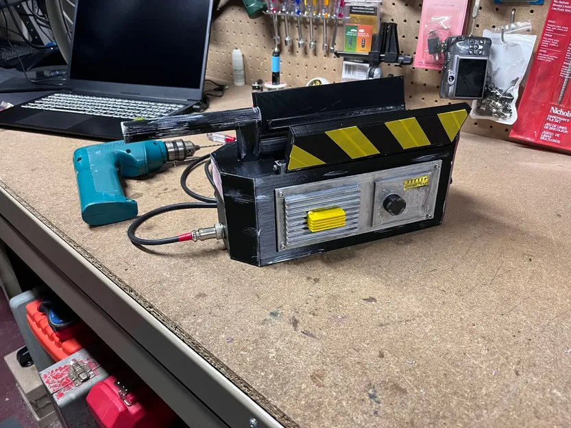 Bẫy ma Ghostbusters đơn giản gồm 6 phần - Image 1