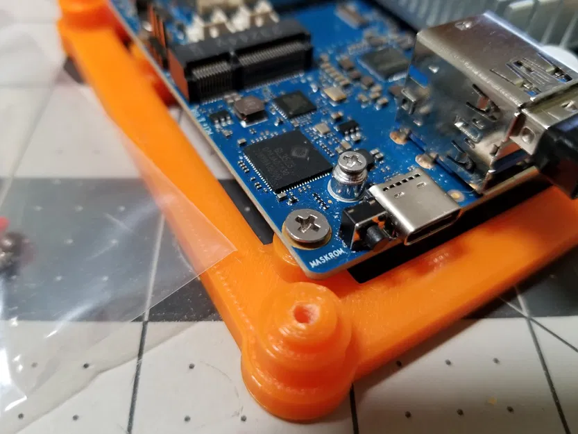 Giá đỡ bảo vệ cho Orange Pi 5 Plus và tản nhiệt nhôm chính hãng - Image 2