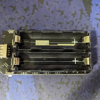 Vỏ bảo vệ cho pin sạc USB dual 18650