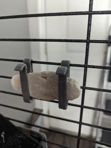 Giá đỡ xương cuttle cho chim trong lồng - Image 1