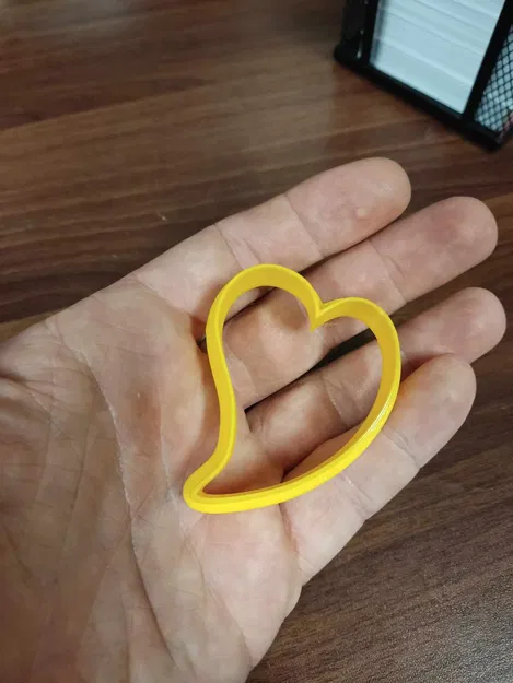 Công cụ cắt hình trái tim đơn giản - Image 1