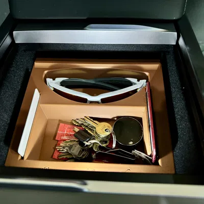 Tesla Model 3 Highland 2024 - Nắp Trượt Bảng Điều Khiển Trung Tâm Trước