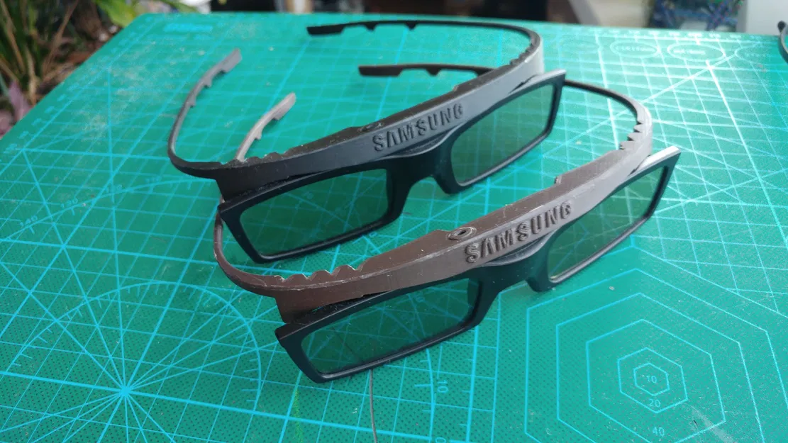 Khung kính 3D Samsung Active SSG-5100GB - Image 1