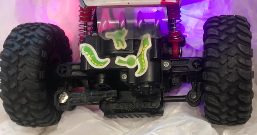 Thay thế thanh lái cho RockCrawler tỉ lệ 1:18 - Image 3