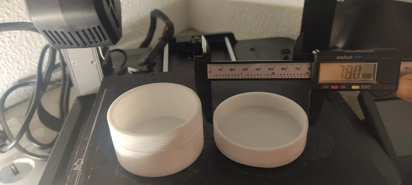 Đồ chứa thủy tinh có nắp xoáy tiện lợi - Image 1