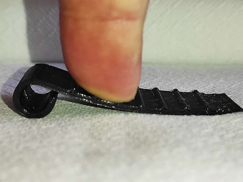 Chân đế cửa kiểu wedge với tác dụng giữ chắc chắn - Image 2