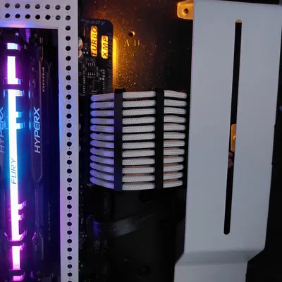 Công cụ quản lý cáp PC với kích thước 24 pin, 14 pin và 4 pin