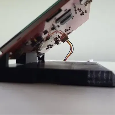 Giá đỡ máy tính để bàn Nextion 7 inch