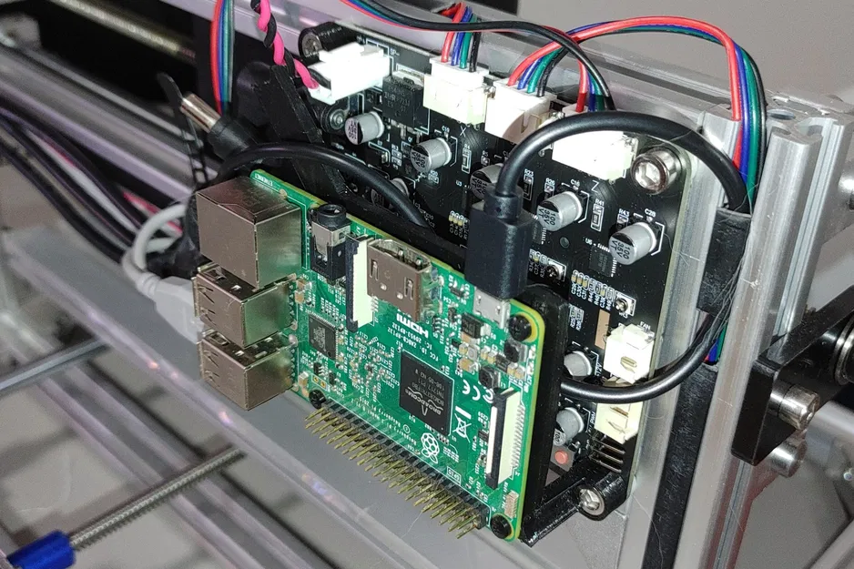 Giá đỡ Raspberry Pi cho bo mạch CNC 3018 - Image 1