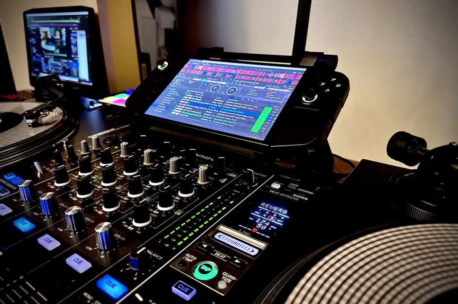 Đế DJ cho Legion Go - Image 6
