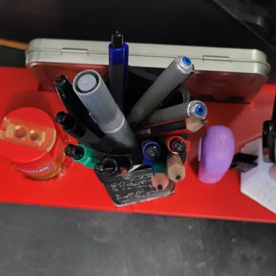 Giá đỡ bút và dụng cụ văn phòng đa năng