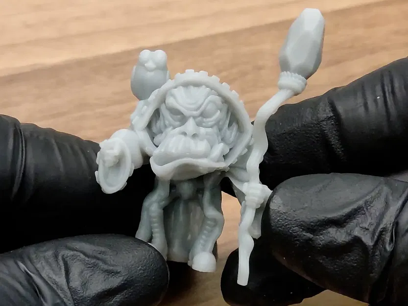 Orc Mage of Vogland – Mô hình Fantasy 28mm (Có hỗ trợ) - Image 2