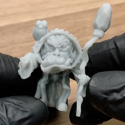 Orc Mage of Vogland – Mô hình Fantasy 28mm (Có hỗ trợ)