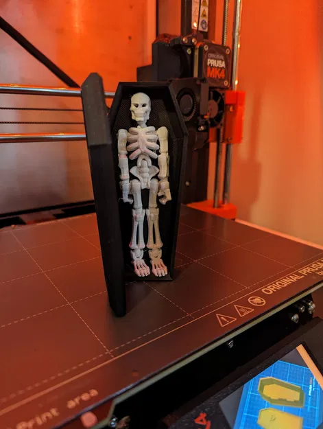 Quan tài nhỏ cho bộ xương Halloween - Image 2