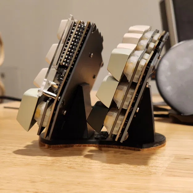 Giá đỡ đơn giản cho bàn phím Corne CRKBD - Image 3