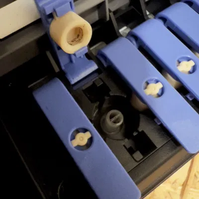 Bình chứa mực EPSON EcoTank với phễu tiếp mực tiện lợi