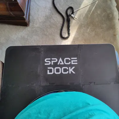 Bàn làm việc gấp cho người có vòng bụng lớn