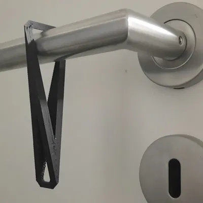 Giá đỡ cửa hình tam giác TRIstop thiết kế hiện đại