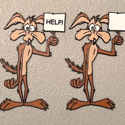 Wile E. Coyote nhiều màu sắc kèm bảng hiệu từ tính