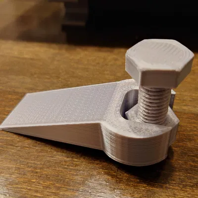 Tuốc nơ vít giữ cửa với ốc vít