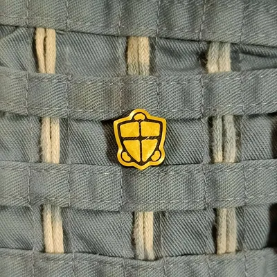 Biểu tượng FDF Skjold làm từ hạt cho áo sơ mi