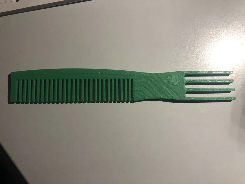 Lược chải tóc cho thợ cắt tóc với thiết kế tiện dụng - Image 1