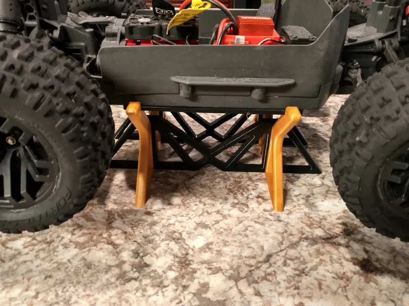 Giá đỡ đơn giản cho xe và xe tải điều khiển từ xa 1:10 - Image 2