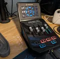 Giá đỡ Stream Deck cho GoXLR Mini - Thumbnail 1