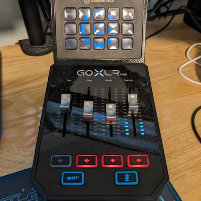 Giá đỡ Stream Deck cho GoXLR Mini