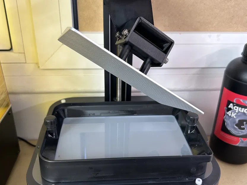 Giá đỡ thoát nhựa thừa cho Anycubic Photon Mono 2 - Image 3