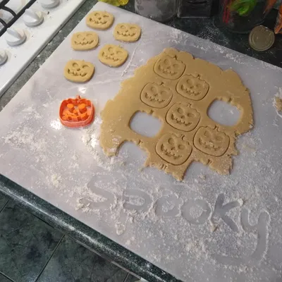 Cutter bánh quy bí ngô cho mùa Halloween