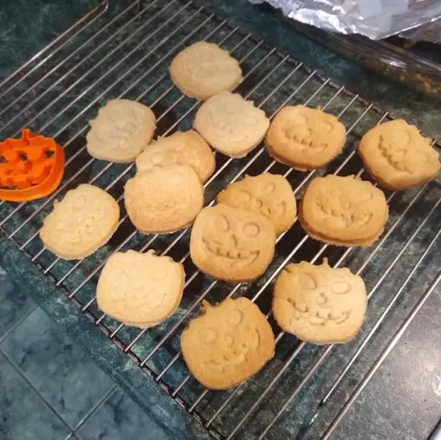 Cutter bánh quy bí ngô cho mùa Halloween - Image 2
