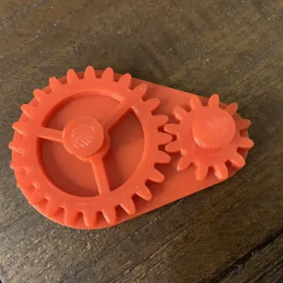 Bánh răng xoắn với khóa ren cố định