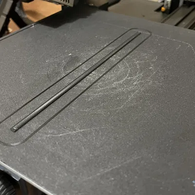 Kiểm tra độ phẳng của bàn in 3D