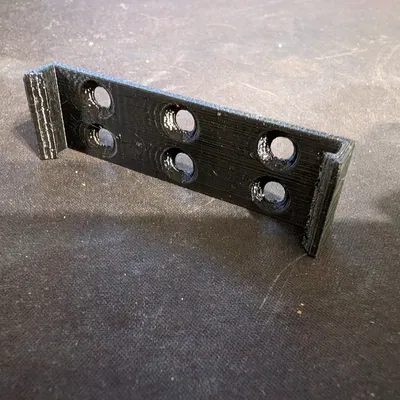 Bộ giá đỡ bảo vệ quá điện áp Philips SPN7040