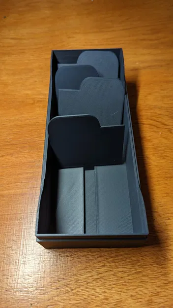 Giá đỡ thẻ có ngăn chia tích hợp trong đáy hộp - Image 5