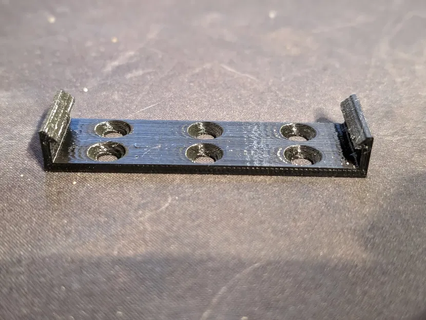 Bộ giá đỡ bảo vệ quá điện áp Philips SPN7040 - Image 3