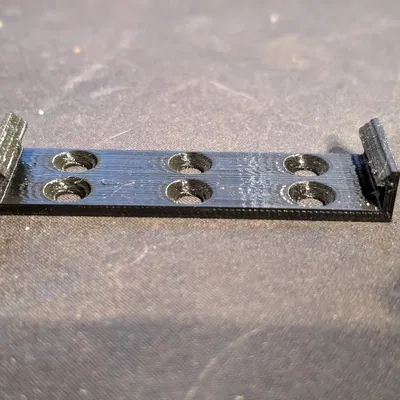 Bộ giá đỡ bảo vệ quá điện áp Philips SPN7040