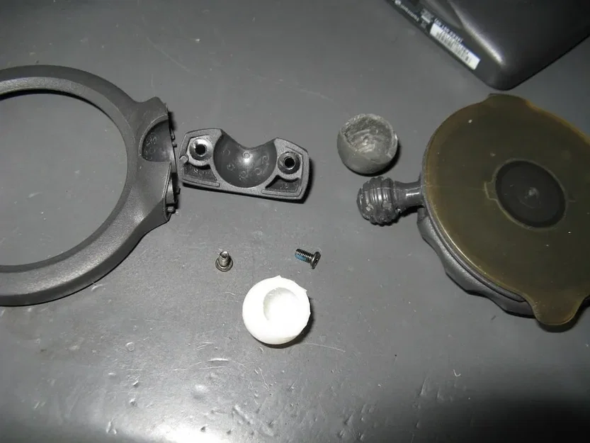 Sửa chữa khớp cầu cao su cho giá đỡ TomTom - Image 5