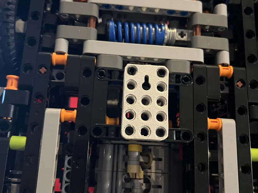 Giá đỡ treo xe hơi Lego Technic trên tường - Image 4