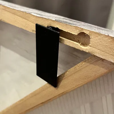 Móc treo khung tranh Ikea không cần khoan tường