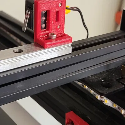 Quản lý cáp cho Ender 5 Plus với ray tuyến tính Micro Swiss